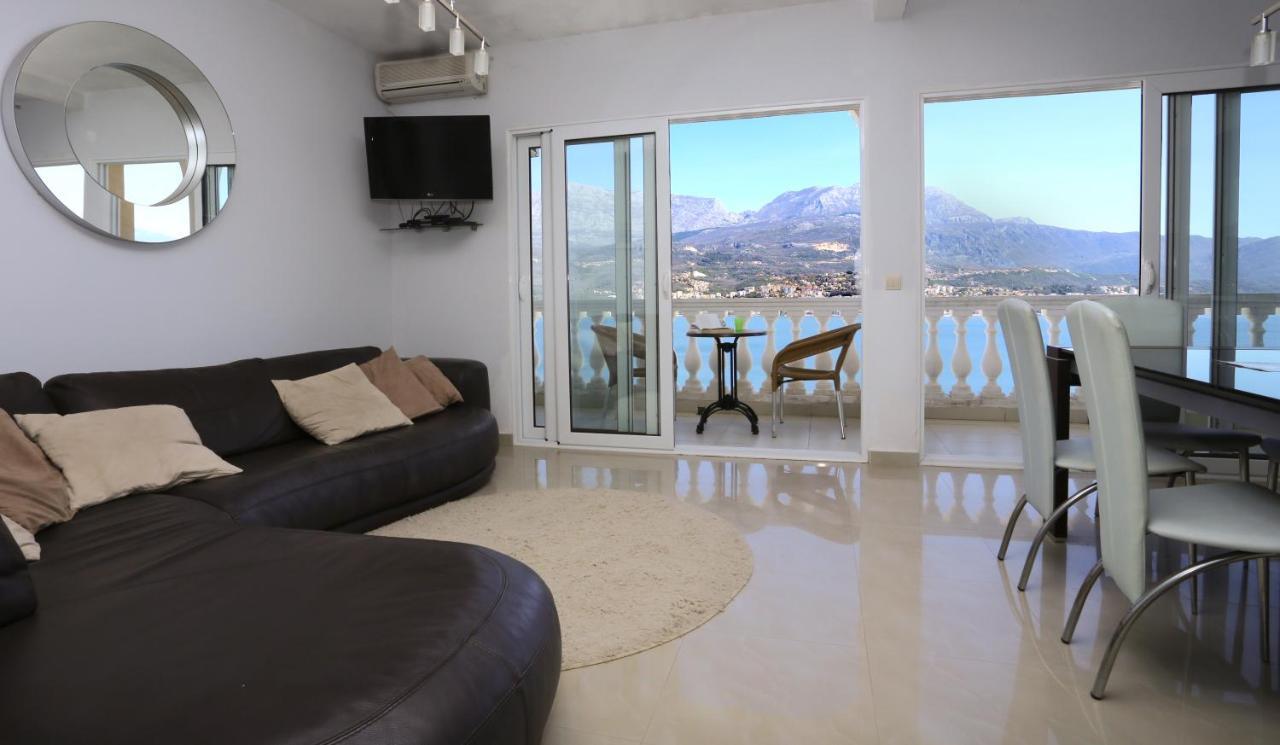 Mountain Bay Views Apartments Njivice Exterior photo